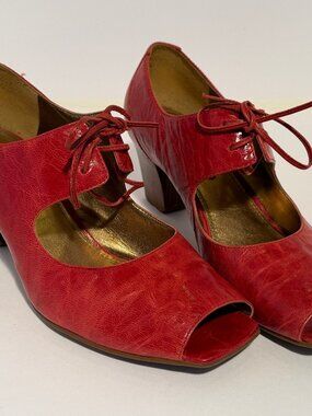 ECCO Red Leather Peep Toe Lace Up Block Heels — Size 39 (US 8-8.5)
